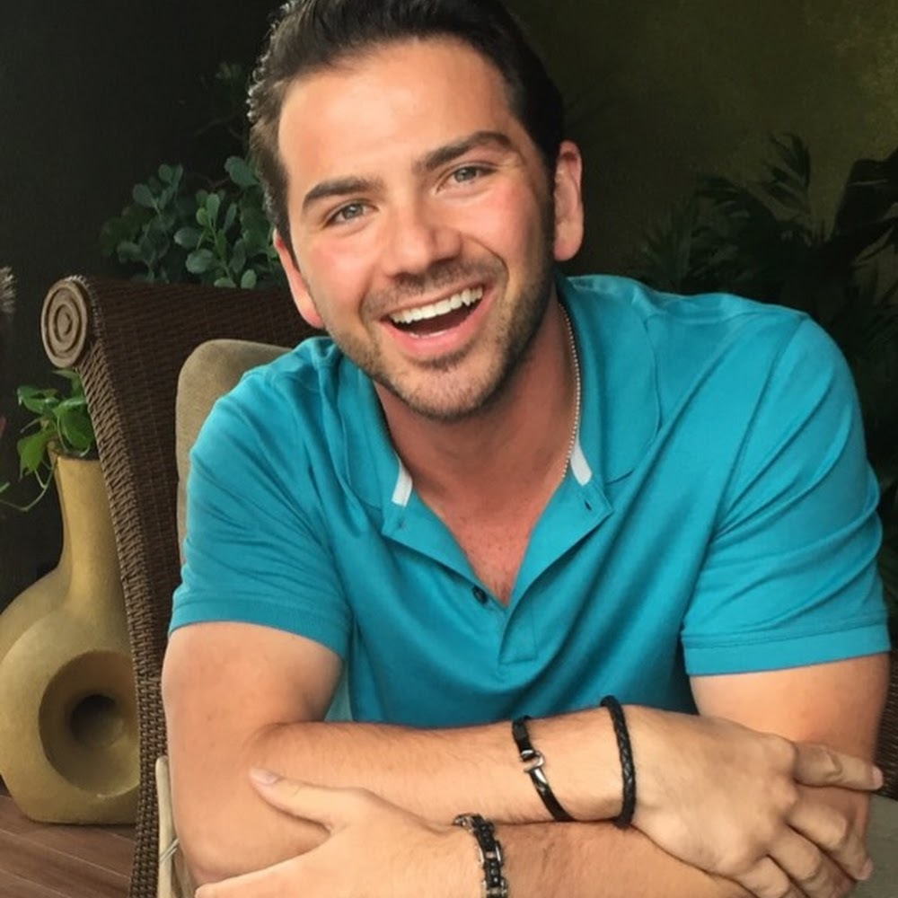 Meet your Posher, Justin